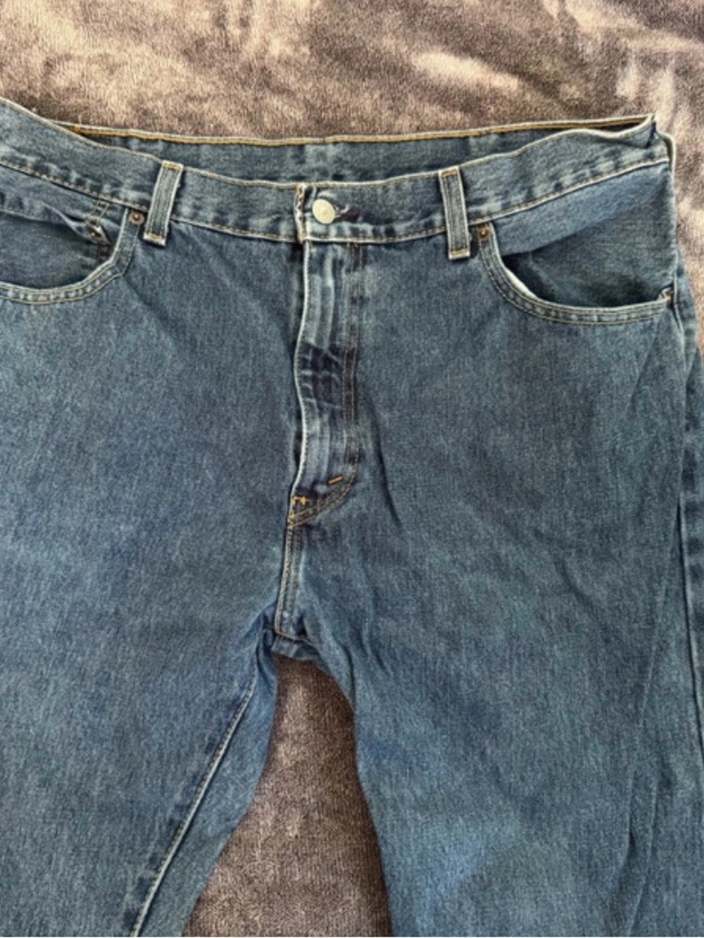 Levi's Men's Relaxed Fit Medium Blue Denim Jeans